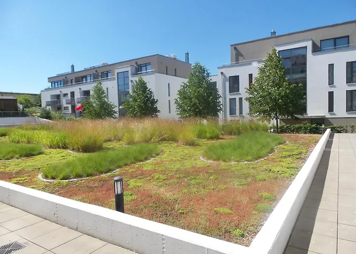 Strandnahe Fewo Mit Balkon Und Eingeschraenktem Meerblick, Residenz Bel Vital Wohnung 44, Binz